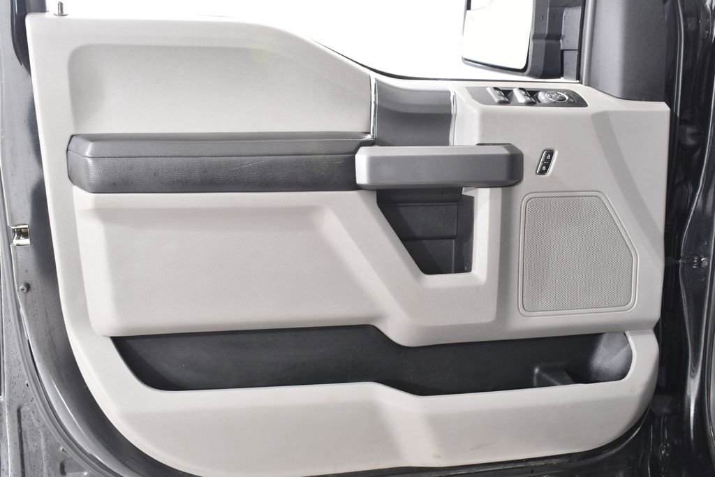 Used 2015 Ford F150 XLT w/ Equipment Group 301A Mid image 25