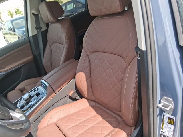 Used 2024 BMW X7 xDrive40i AWD/4WD image 14