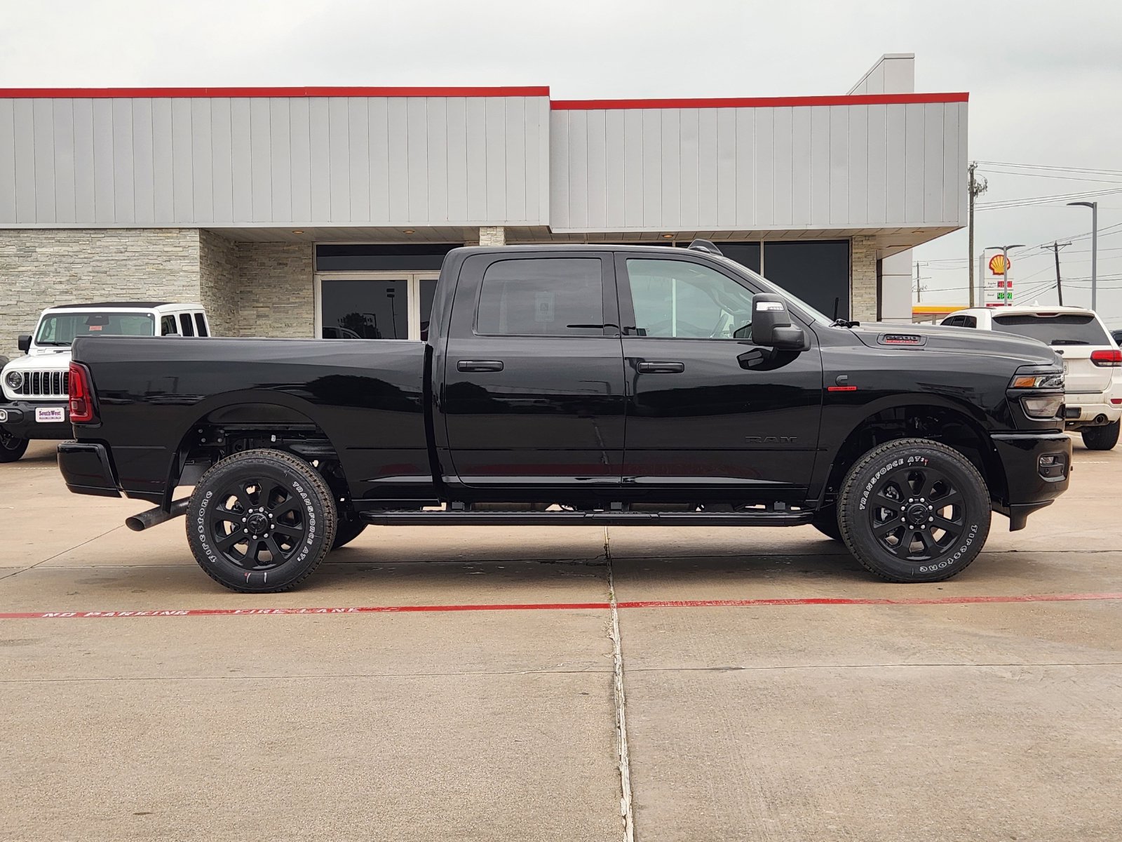 New 2026 RAM 2500 Lone Star AWD/4WD image 7