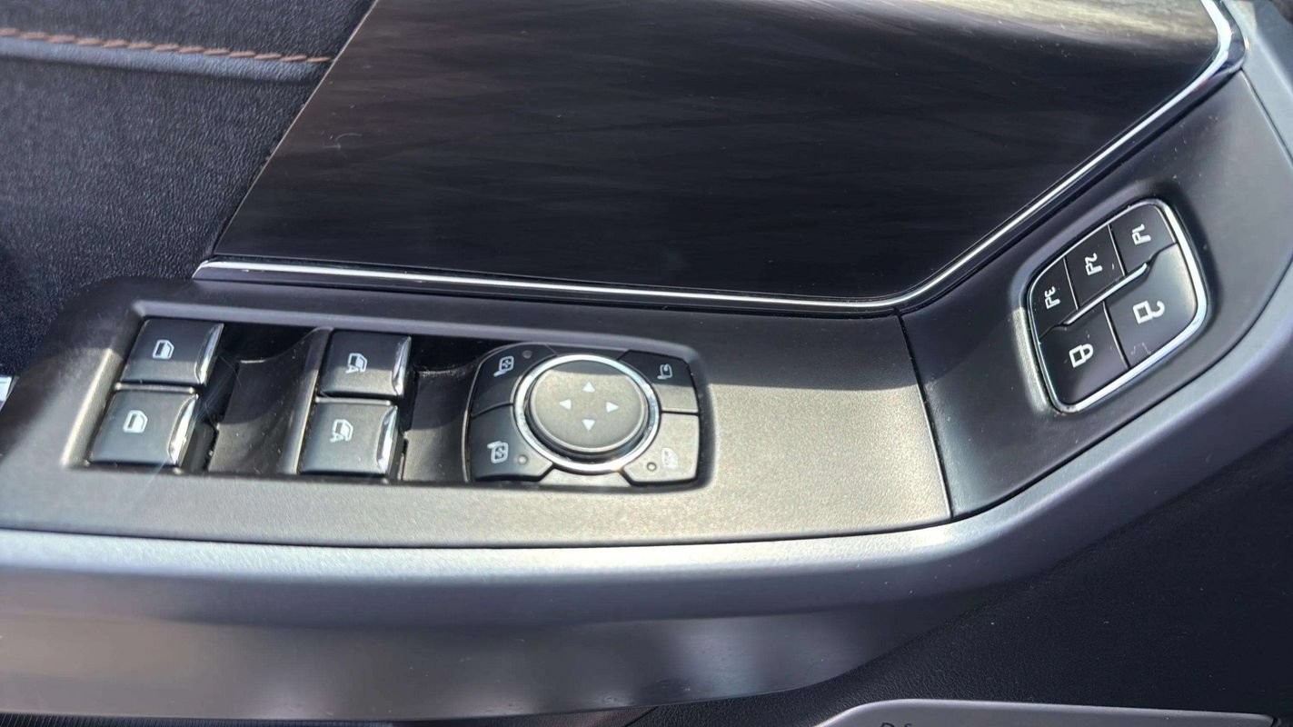 Used 2024 Ford F150 Lariat AWD/4WD image 13