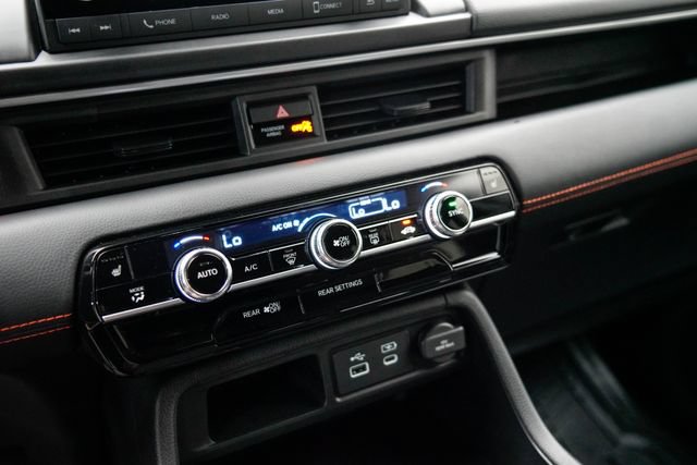 Certified 2025 Honda Pilot Sport image 14