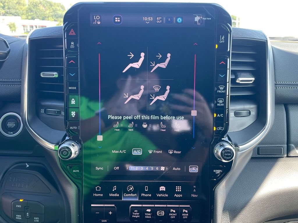 New 2026 RAM 2500 Laramie AWD/4WD image 27