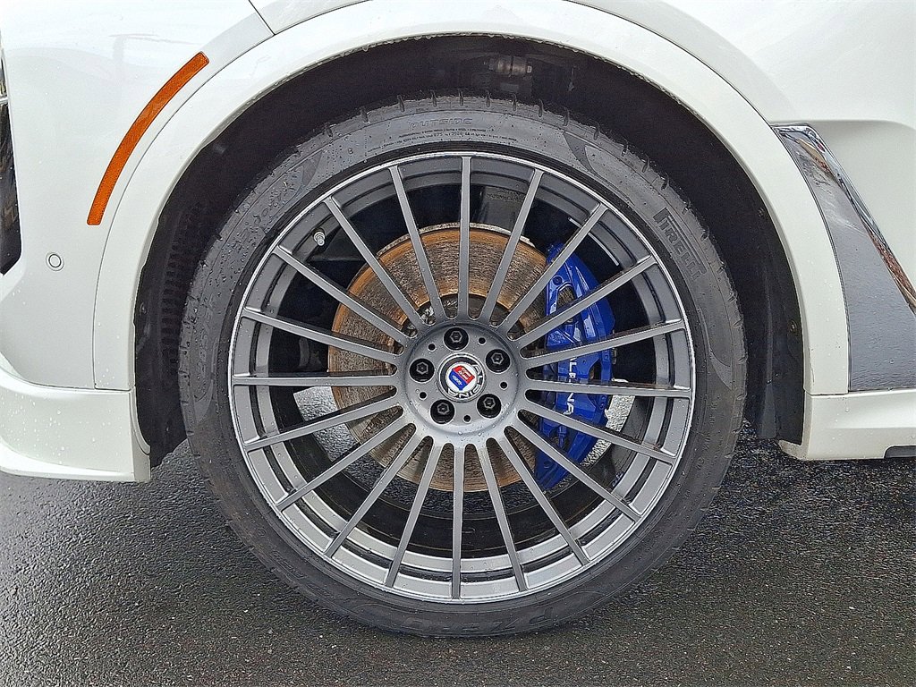 Used 2024 BMW ALPINA XB7 ALPINA XB7 image 9
