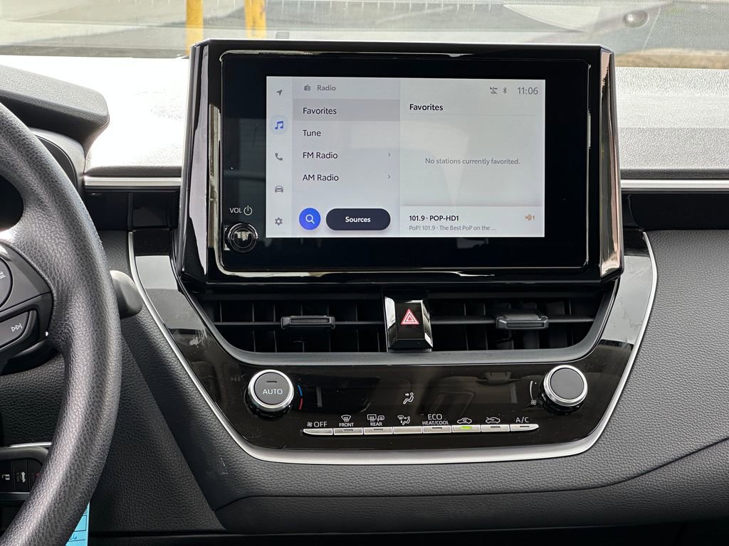 Used 2026 Toyota Corolla LE image 15