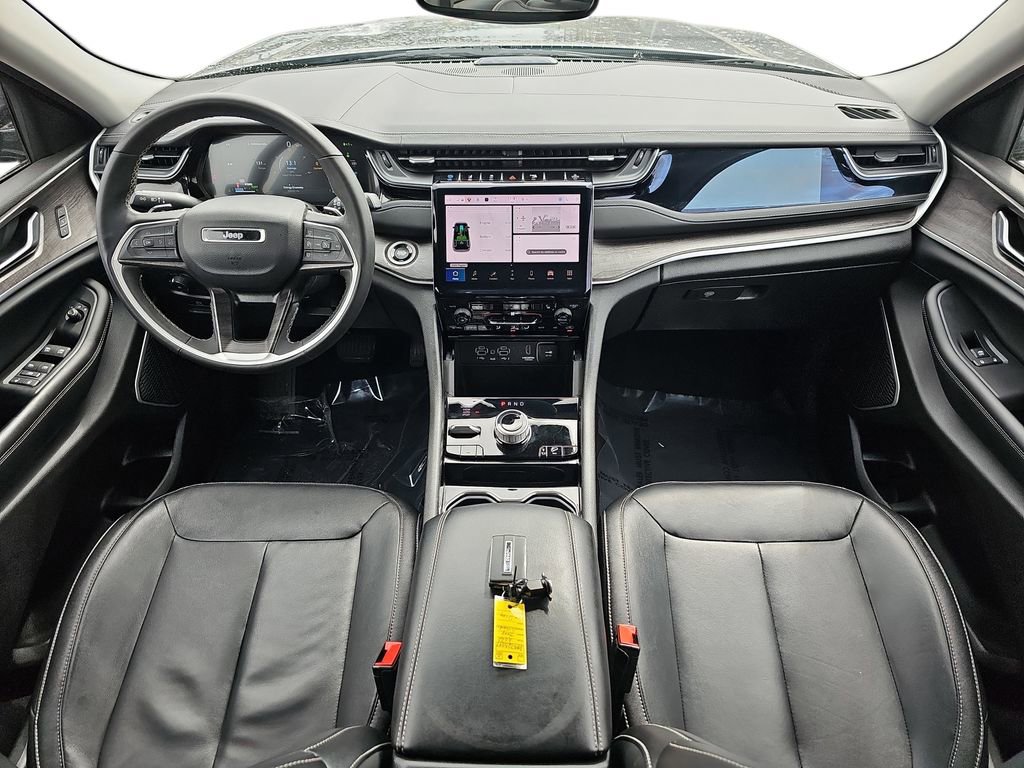 Used 2022 Jeep Grand Cherokee Limited 4xe w/ MOPAR Finishing Package image 12