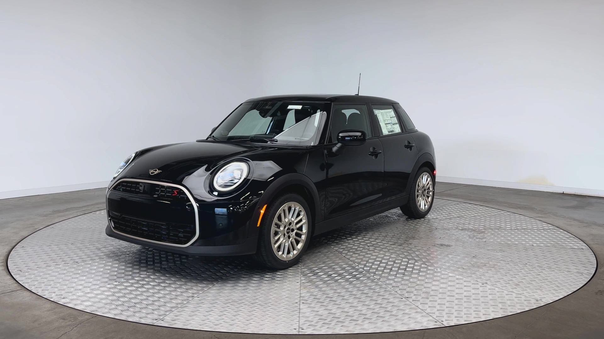 Used 2026 MINI Cooper S FWD image 4