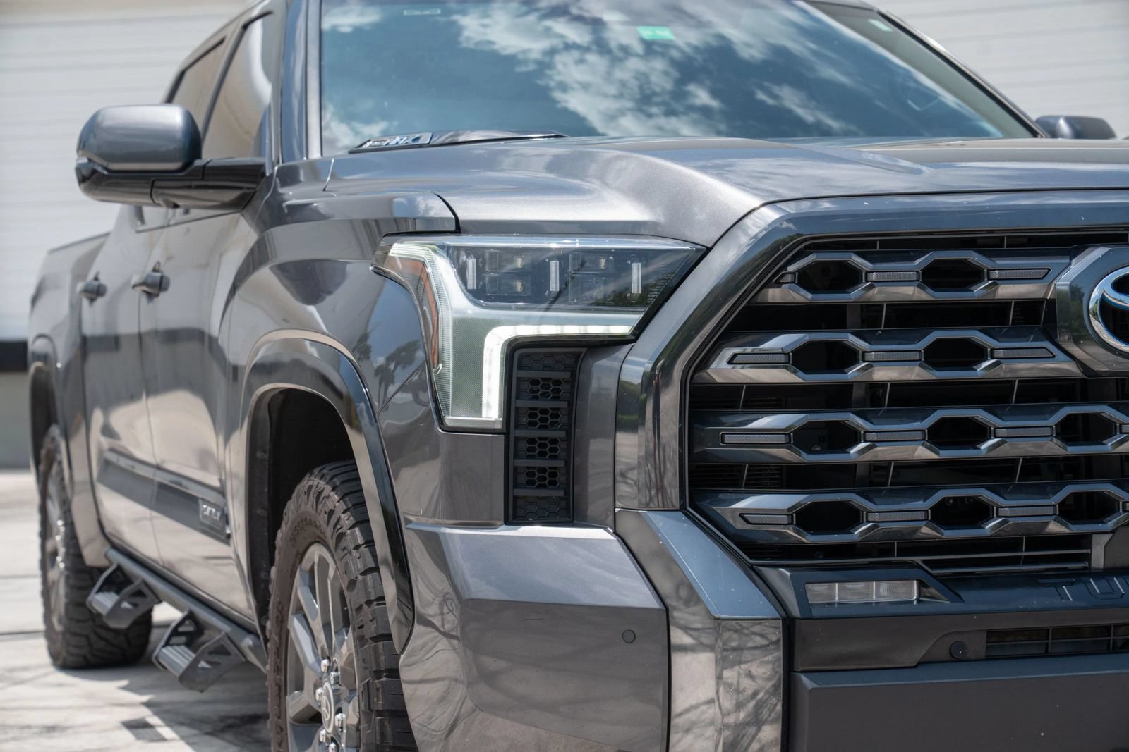 Used 2023 Toyota Tundra Platinum AWD/4WD image 18