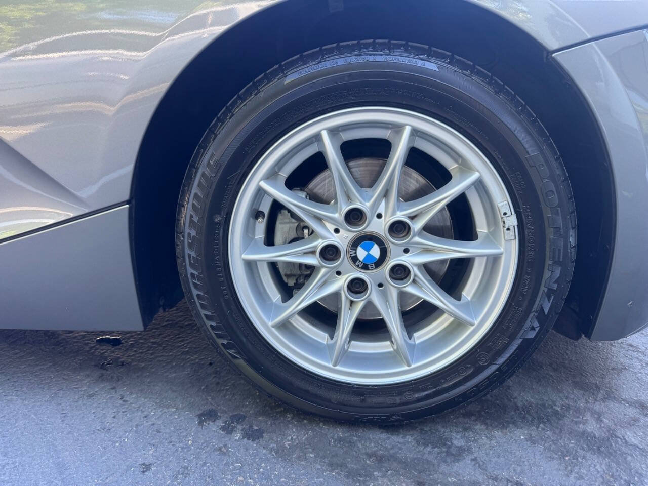 Used 2005 BMW Z4 2.5i RWD image 19