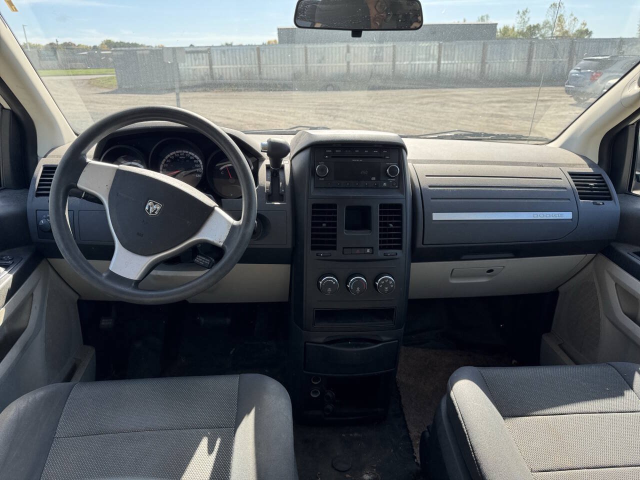 Used 2009 Dodge Grand Caravan FWD image 30