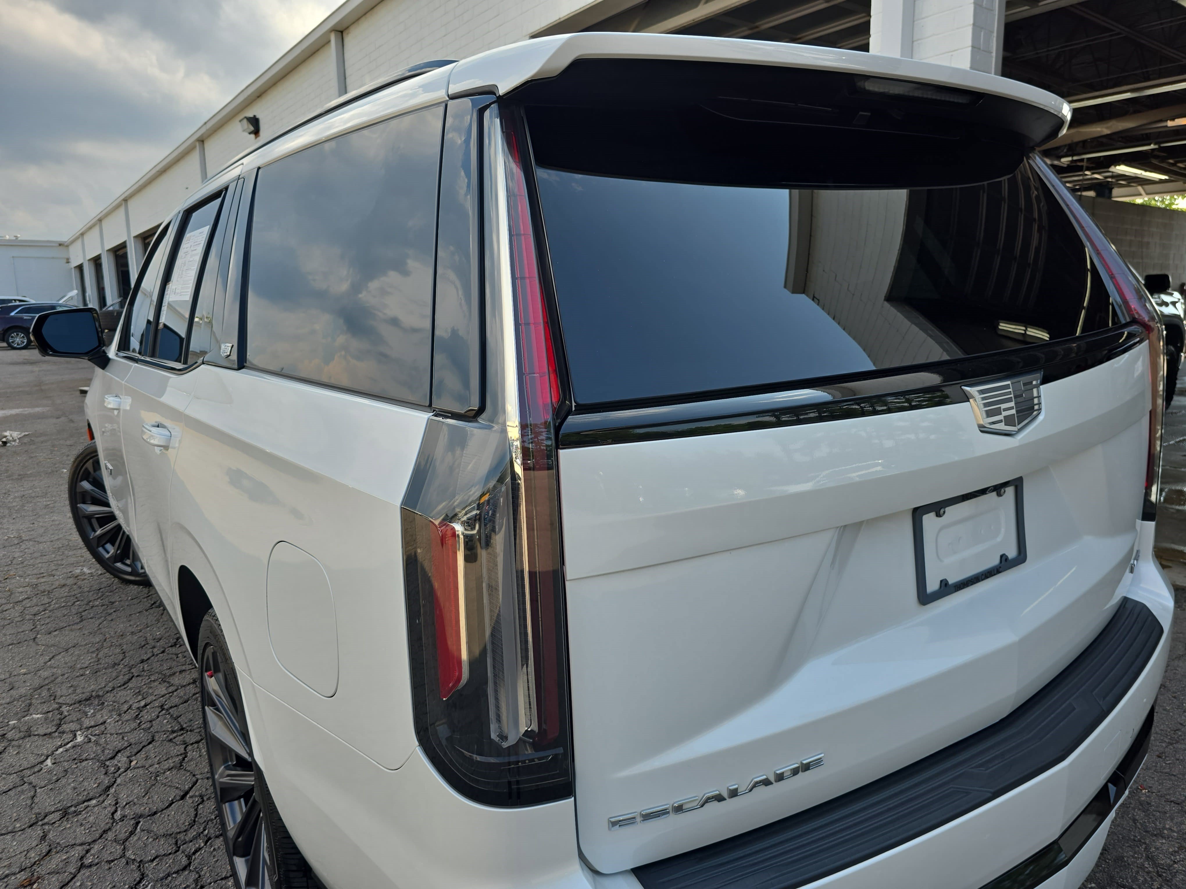 Used 2023 Cadillac Escalade V w/ Heavy-Duty Trailer Package AWD/4WD image 36