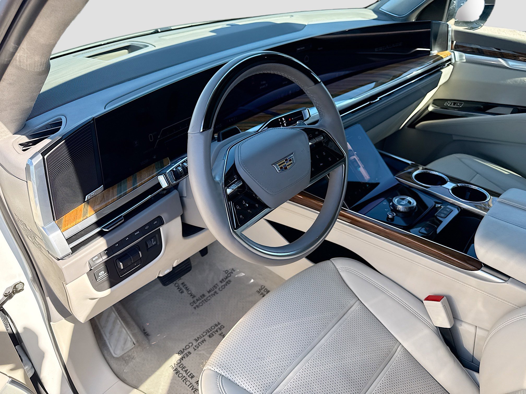 Used 2025 Cadillac Escalade ESV Sport Platinum image 28