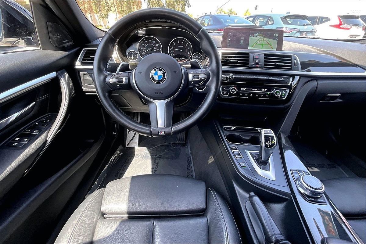 Used 2017 BMW 330i Sedan RWD image 18