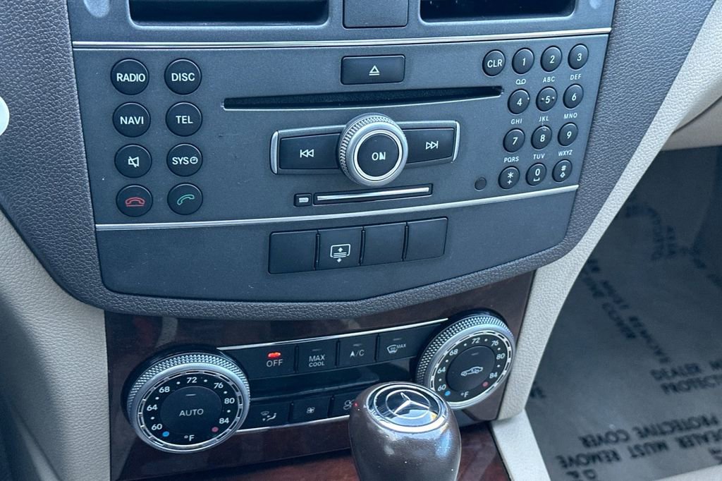Used 2011 Mercedes-Benz C 300 Sedan image 20