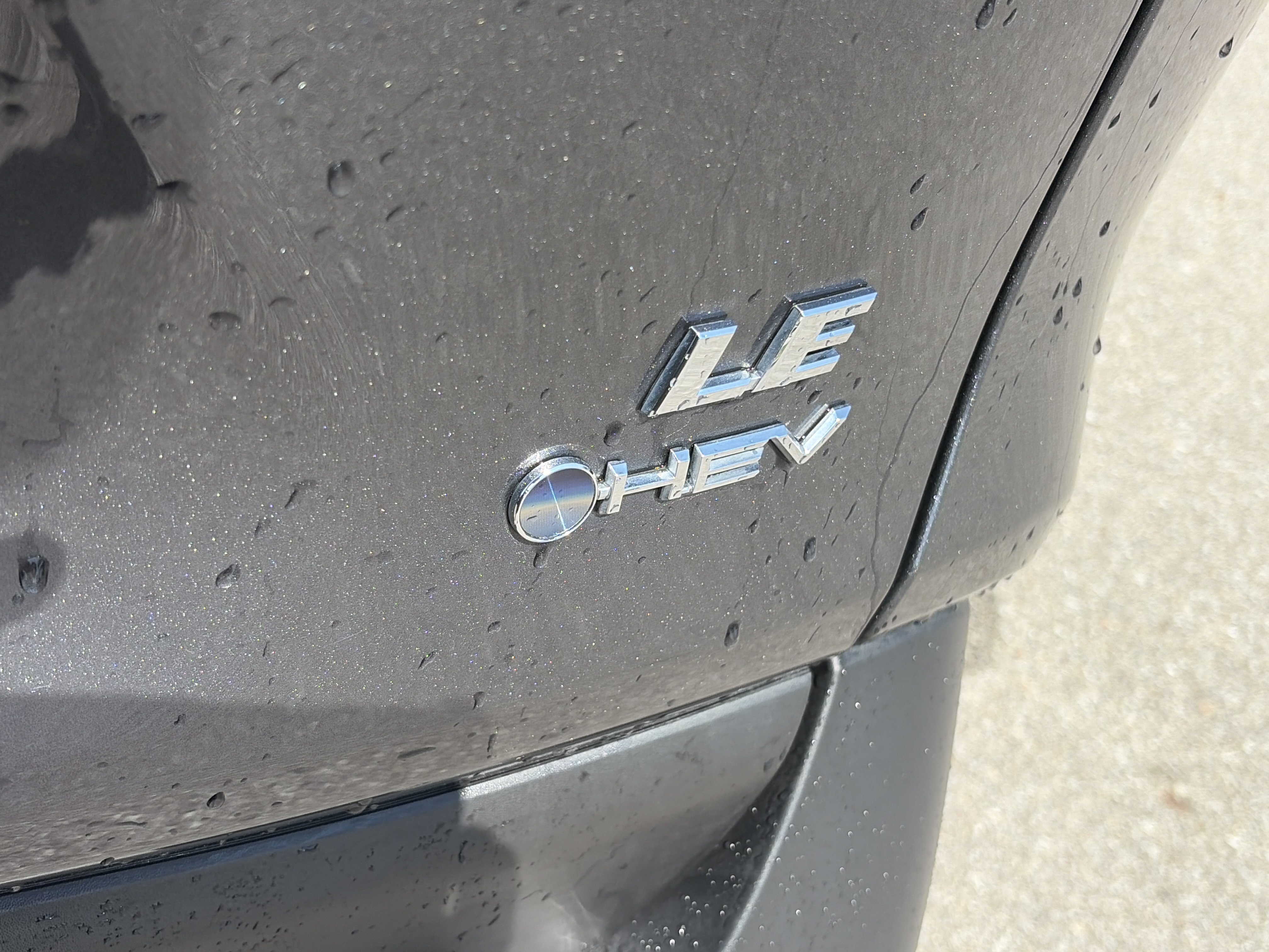 Used 2025 Toyota RAV4 LE AWD/4WD image 10