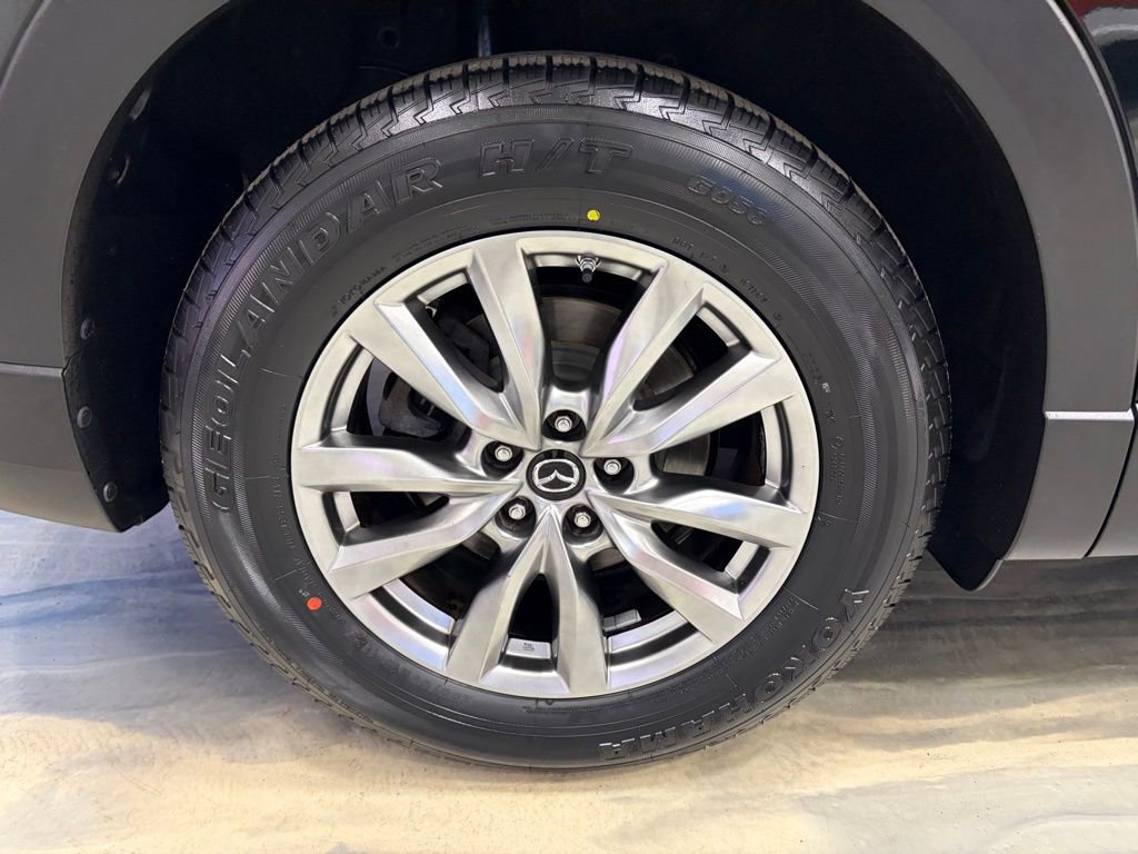 Used 2018 MAZDA CX-9 Touring w/ Touring Premium Package image 26