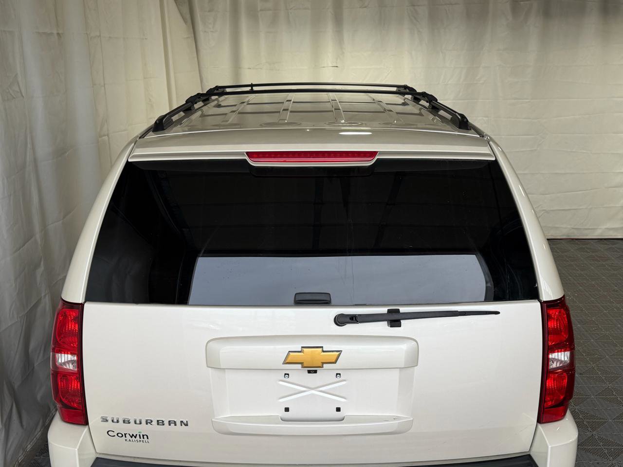 Used 2014 Chevrolet Suburban LTZ image 6