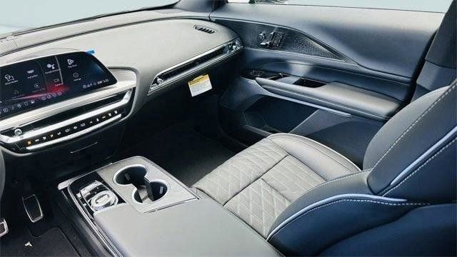 New 2026 Cadillac Lyriq V image 17