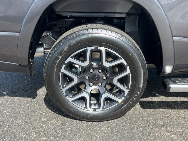 New 2027 RAM 1500 Laramie AWD/4WD image 9