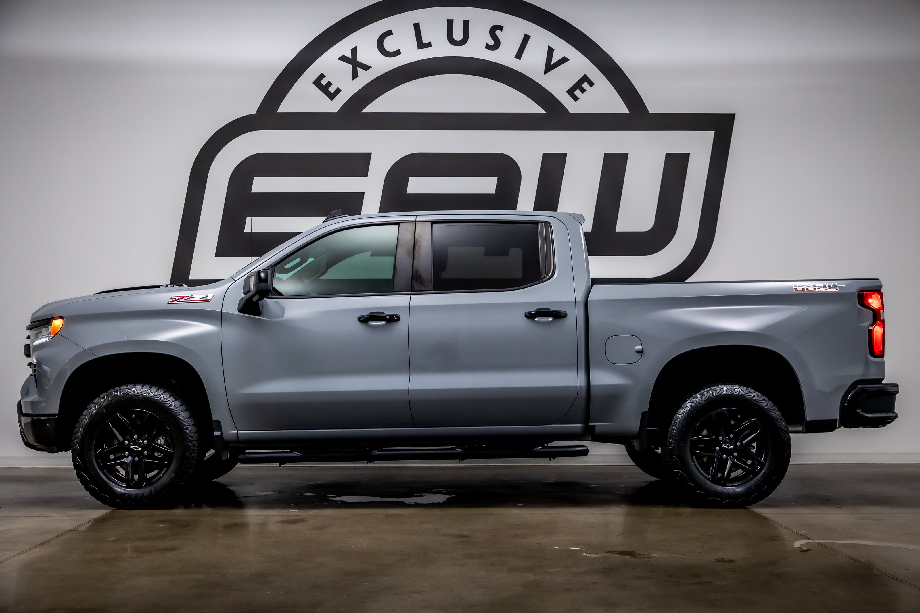 Used 2024 Chevrolet Silverado 1500 LT Trail Boss w/ LT Trail Boss Premium Package AWD/4WD image 6