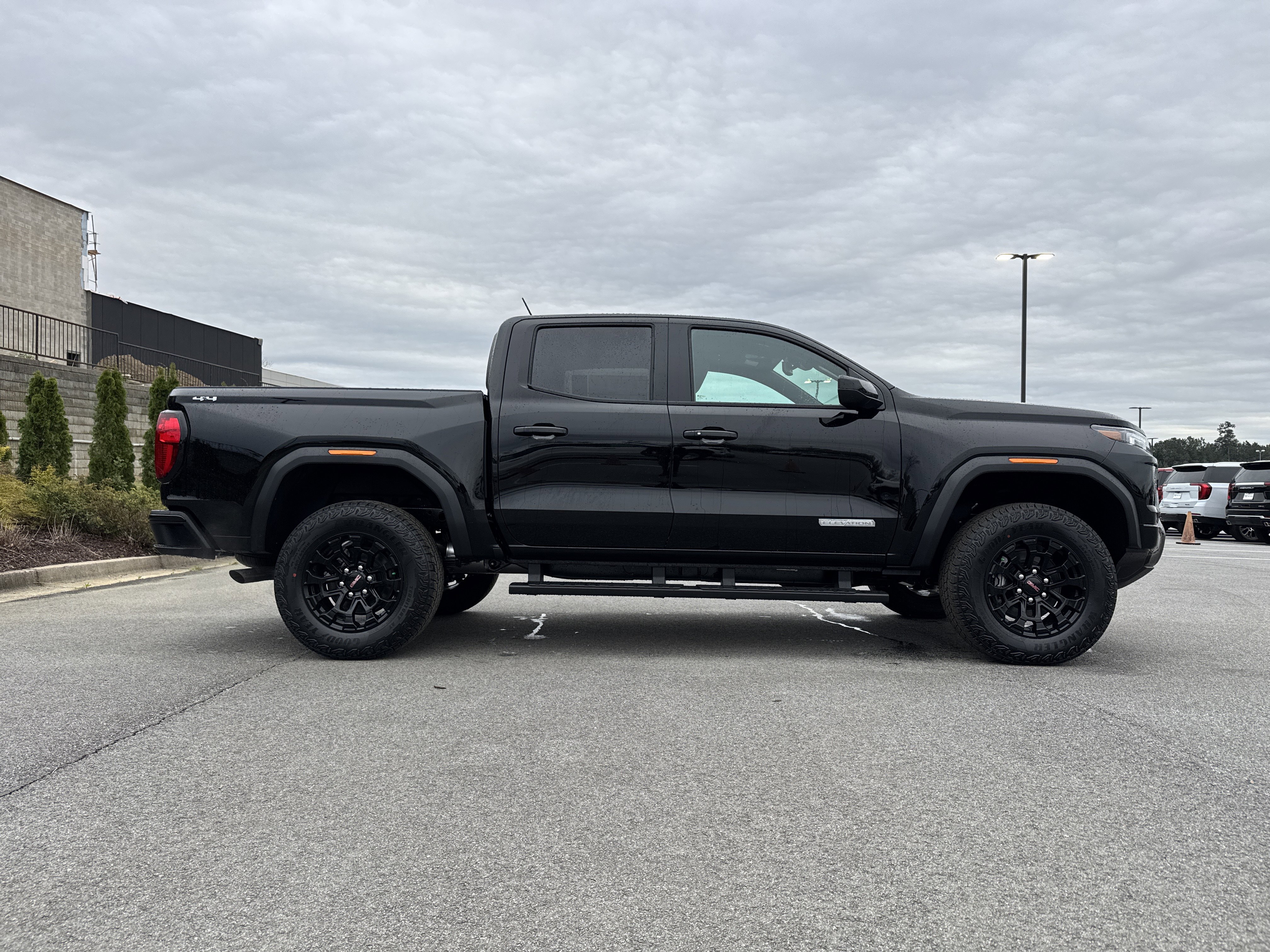 New 2026 GMC Canyon Elevation w/ Convenience Package image 11