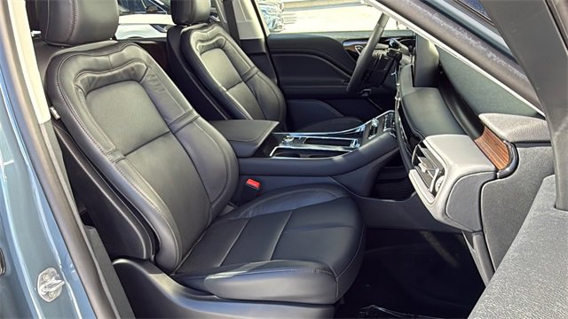 New 2025 Lincoln Aviator Reserve image 11
