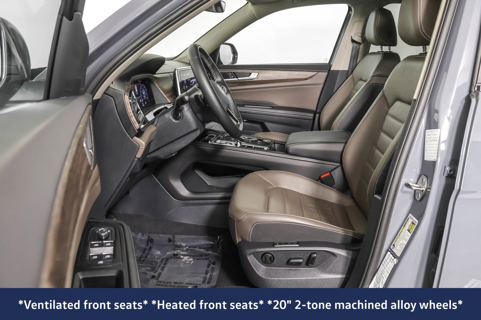 Used 2025 Volkswagen Atlas SEL image 6