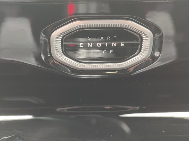 Used 2026 Jeep Grand Cherokee Summit w/ Obsidian Package AWD/4WD image 19