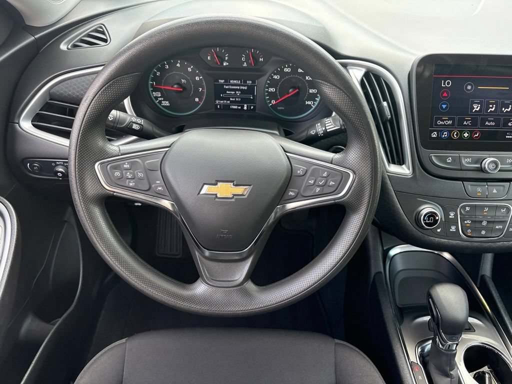 Used 2024 Chevrolet Malibu LT FWD image 13