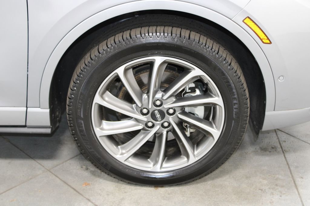 Used 2022 Lincoln Corsair Grand Touring image 12