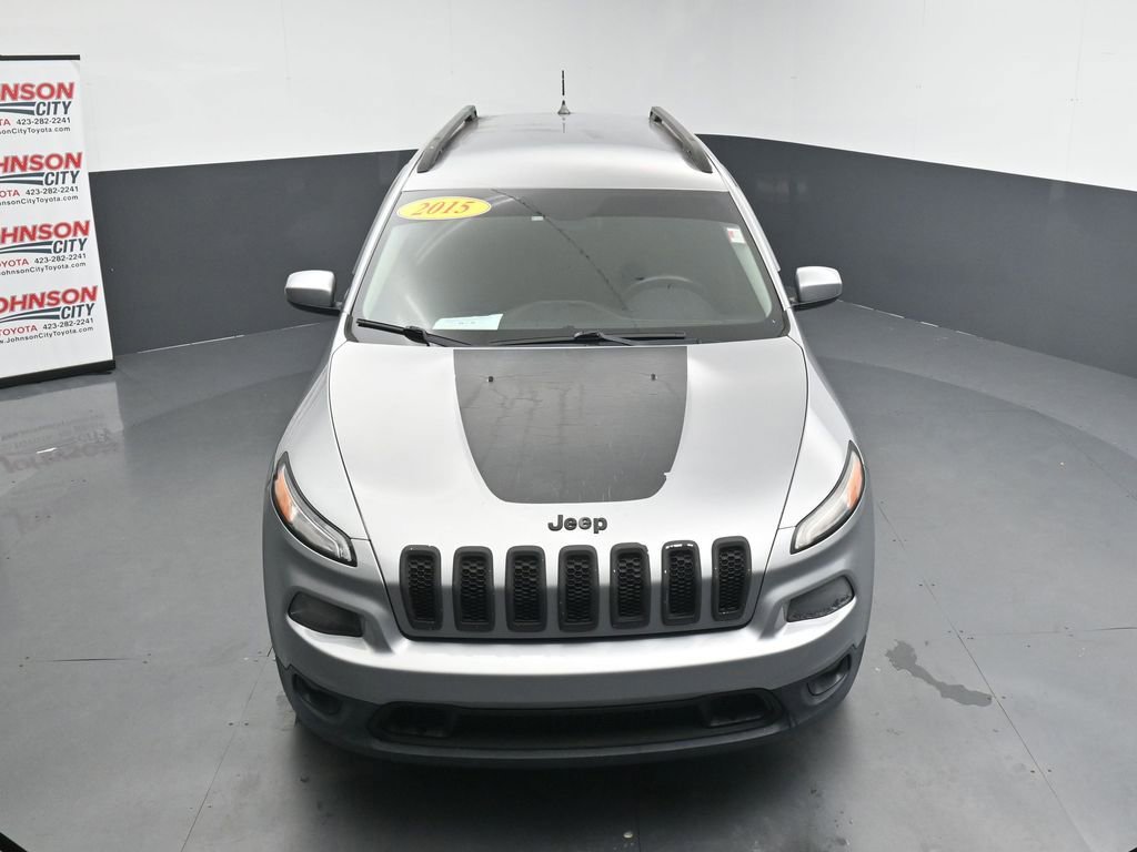 Used 2015 Jeep Cherokee Latitude AWD/4WD image 26