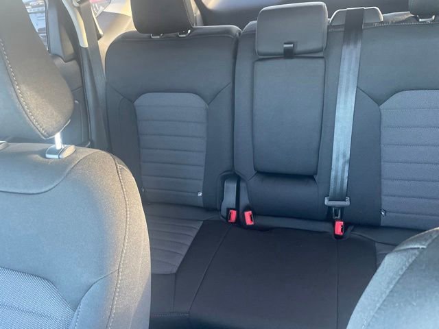 Used 2024 Ford Edge SE image 30