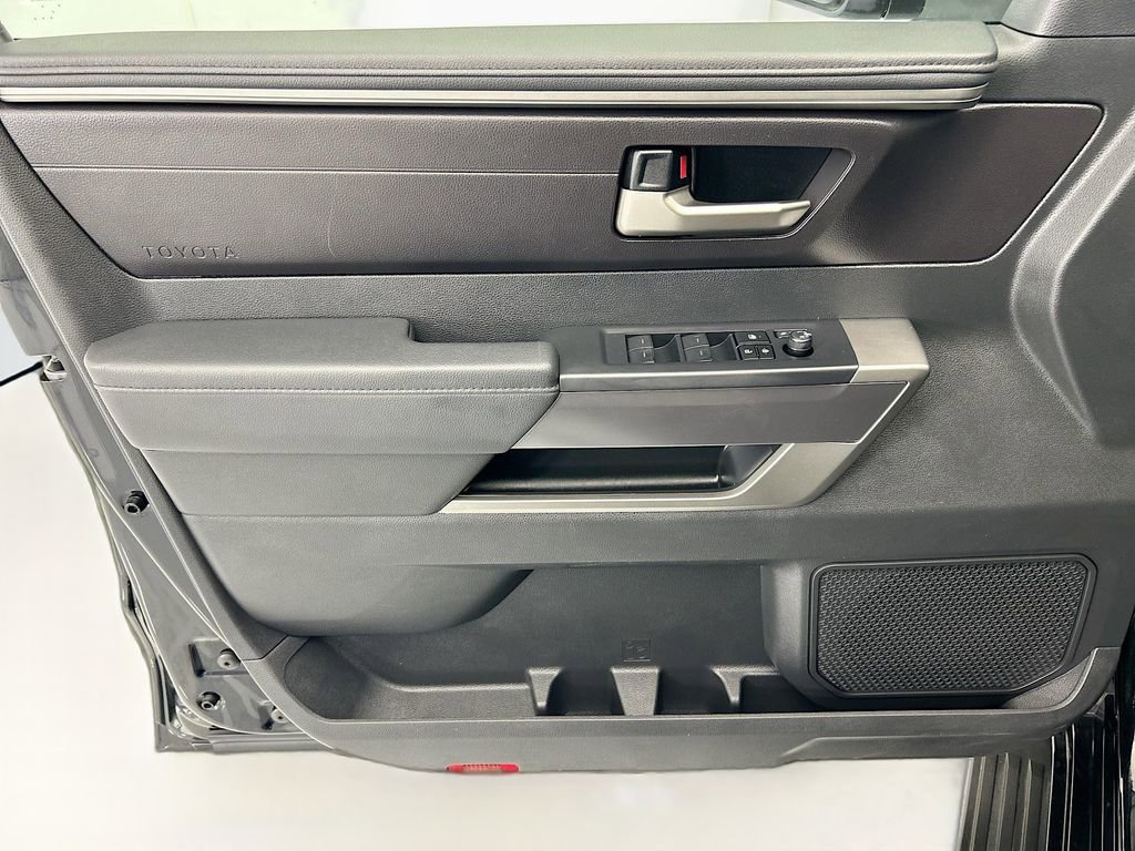 Used 2025 Toyota Sequoia SR5 image 22