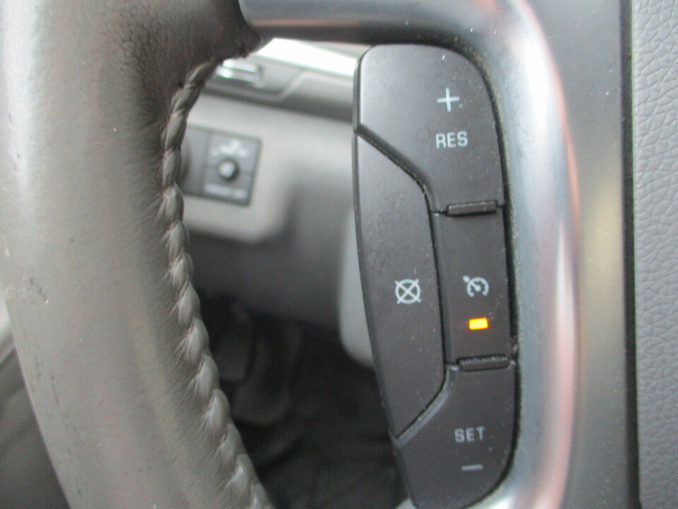 Used 2015 Chevrolet Traverse LT w/ Style and Technology Package FWD image 37