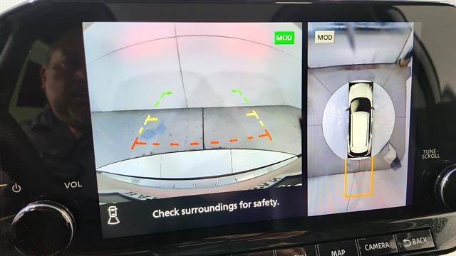 Certified 2023 Nissan Rogue Platinum FWD image 18