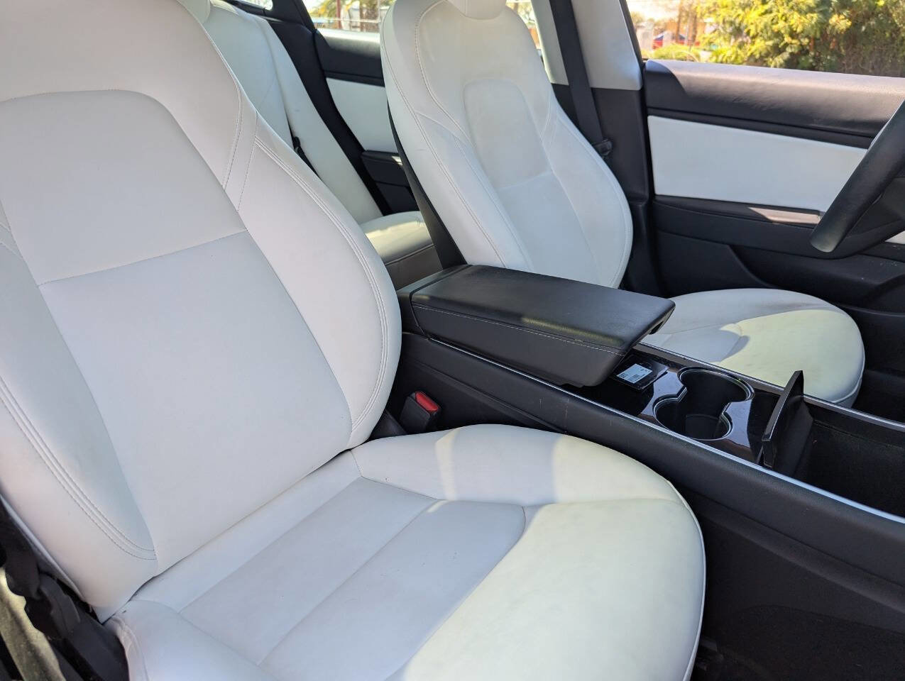 Used 2020 Tesla Model 3 Performance image 11