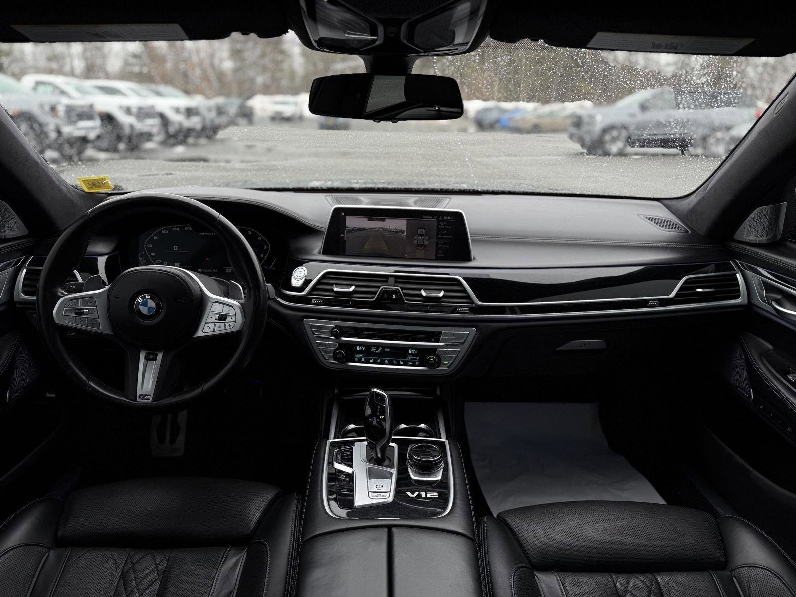 Used 2020 BMW M760i xDrive w/ Luxury Rear Seating Package image 29