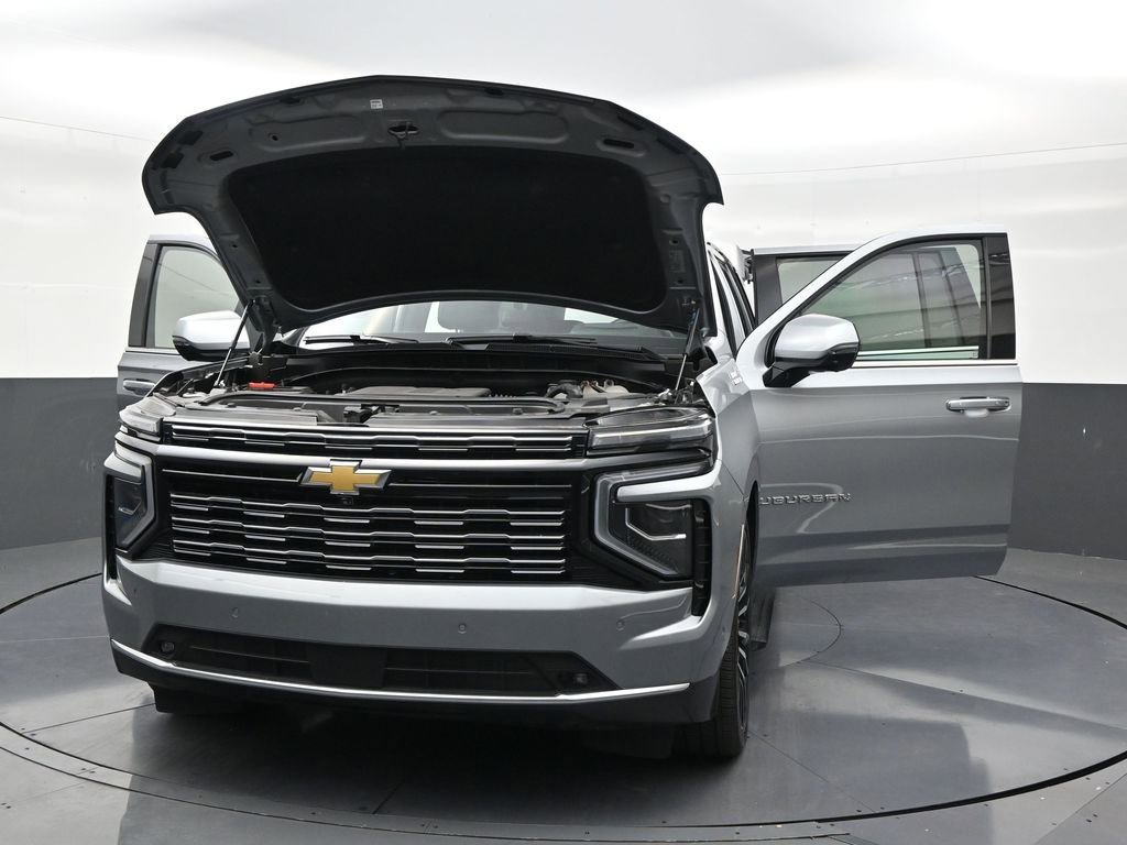 Used 2025 Chevrolet Suburban High Country AWD/4WD image 33