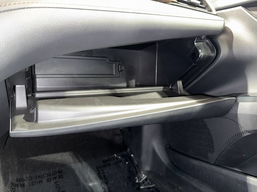 Used 2019 Toyota Camry LE FWD image 28