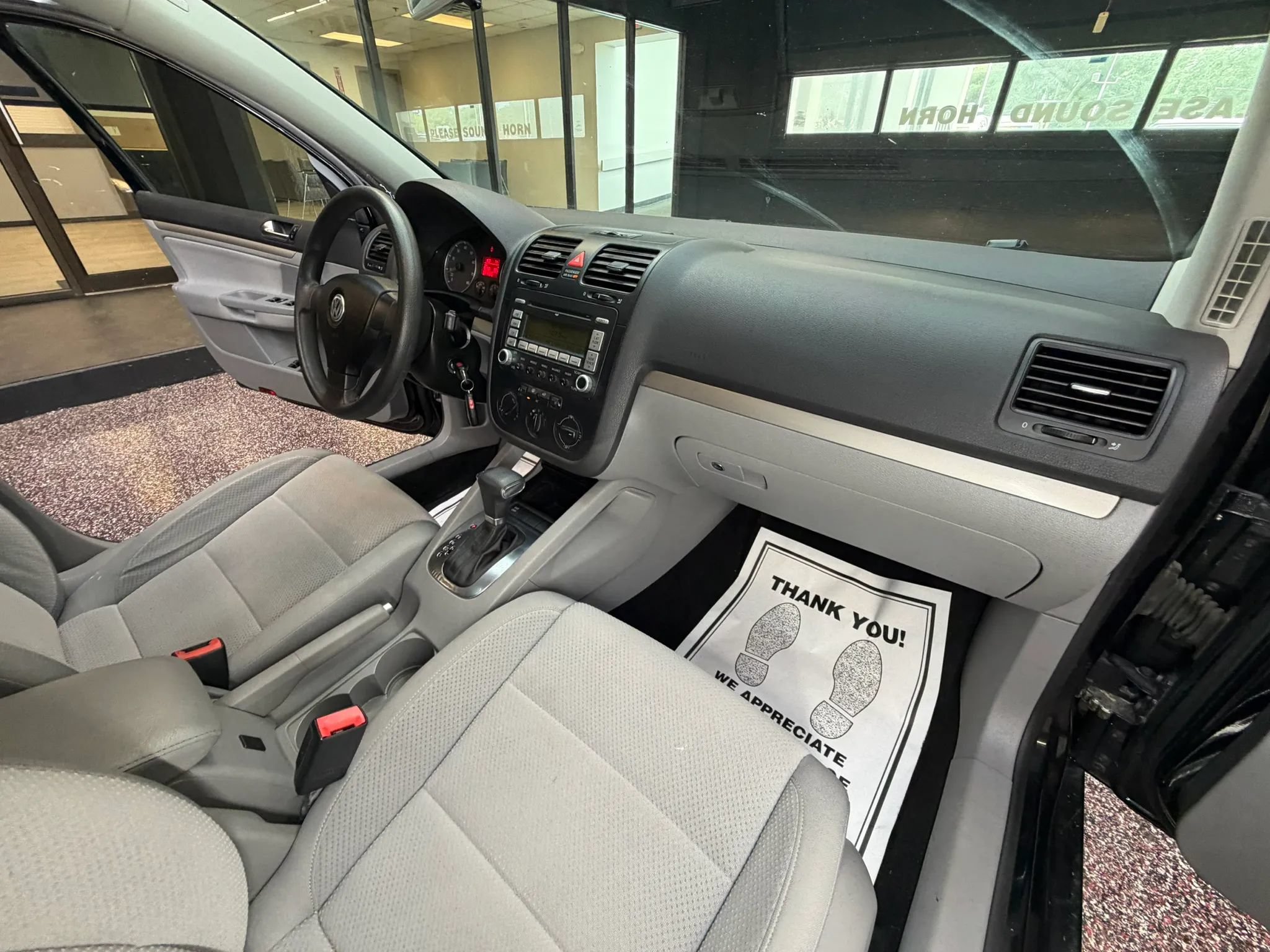 Used 2009 Volkswagen Rabbit S FWD image 38