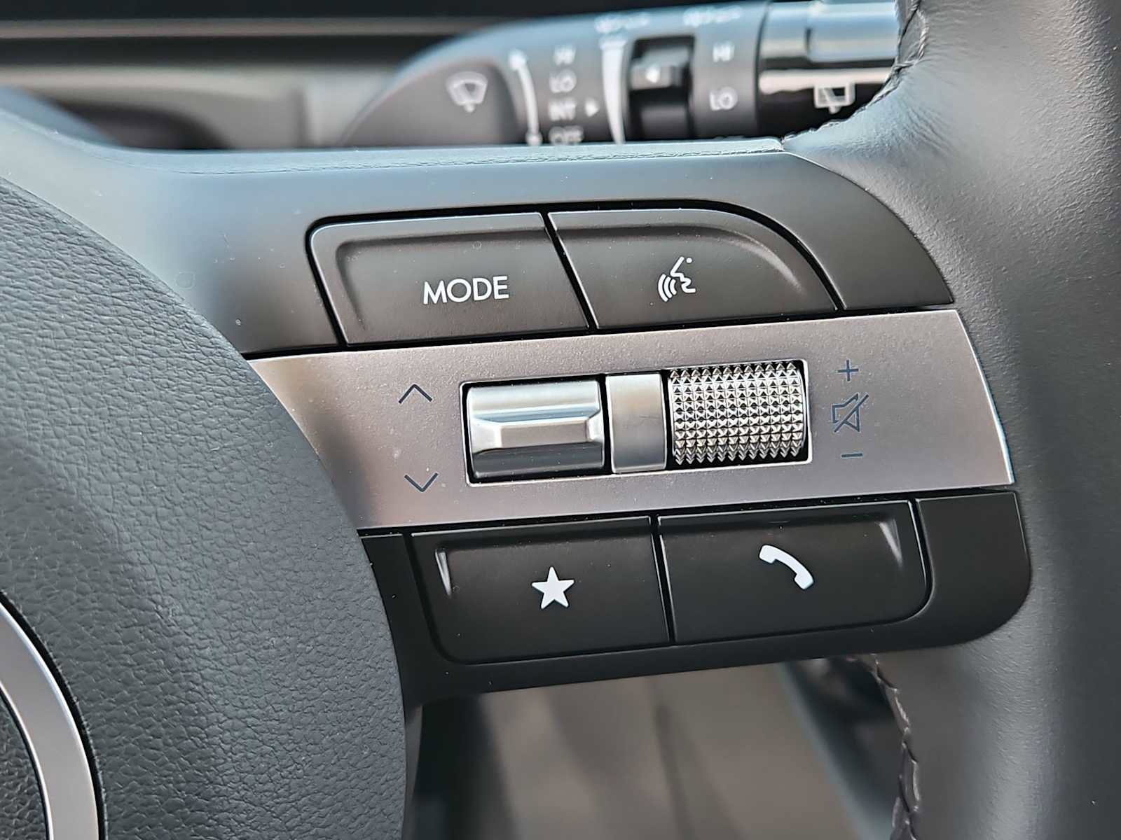 New 2026 Hyundai Tucson SEL image 24