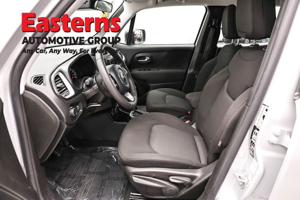 Used 2021 Jeep Renegade Sport image 13