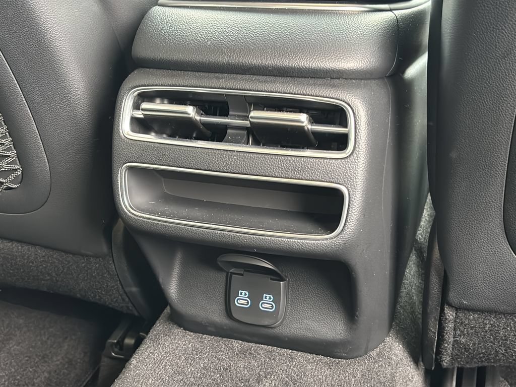 Certified 2026 Genesis GV70 2.5T AWD/4WD image 38