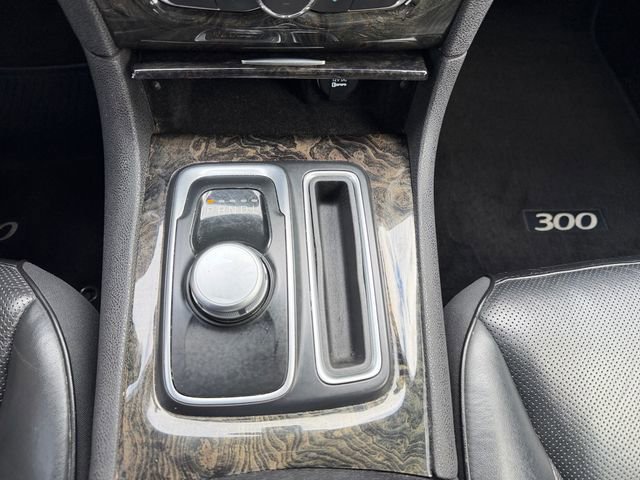 Used 2016 Chrysler 300 C image 24