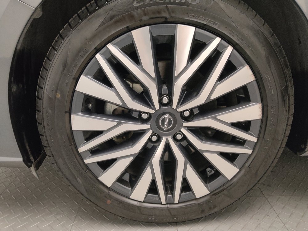 Used 2024 Nissan Altima 2.5 SV image 31