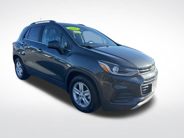 Used 2017 Chevrolet Trax LT w/ Sun & Sound Package