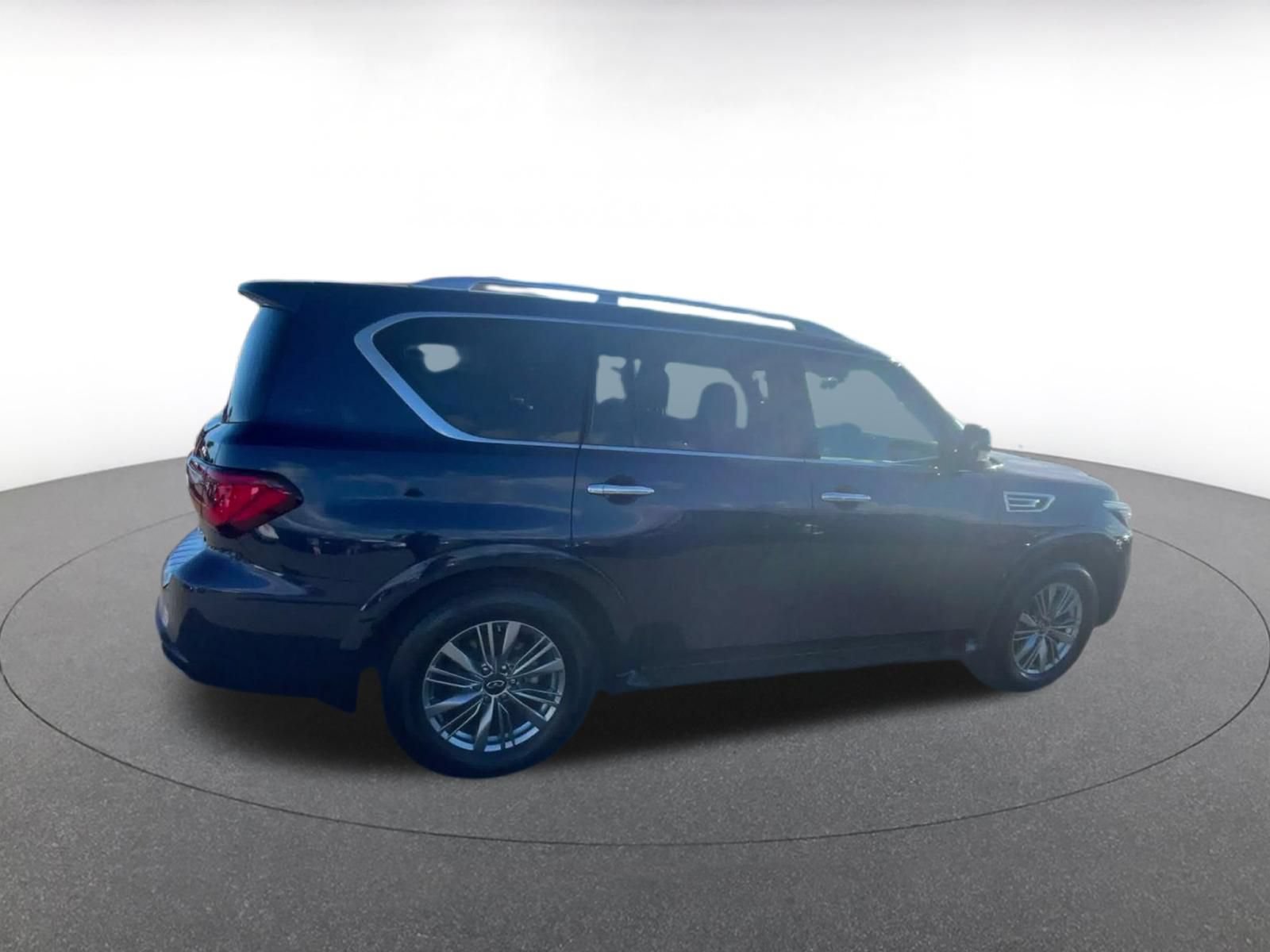 Used 2022 INFINITI QX80 Luxe AWD/4WD image 14
