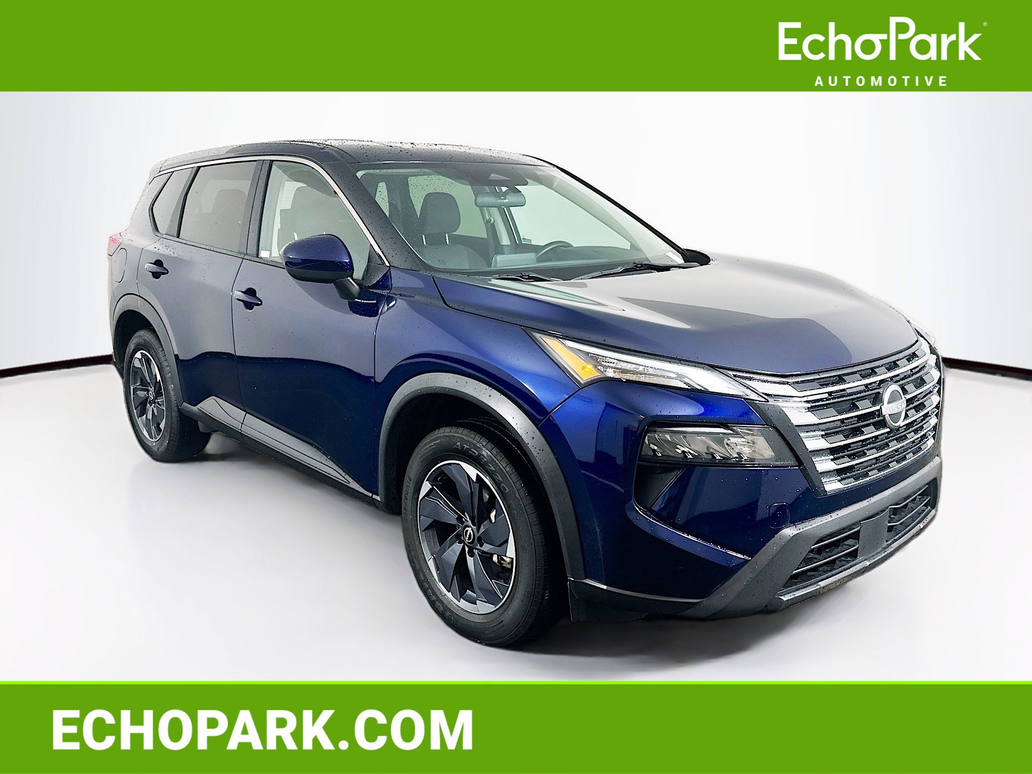 Used 2024 Nissan Rogue SV FWD image 1