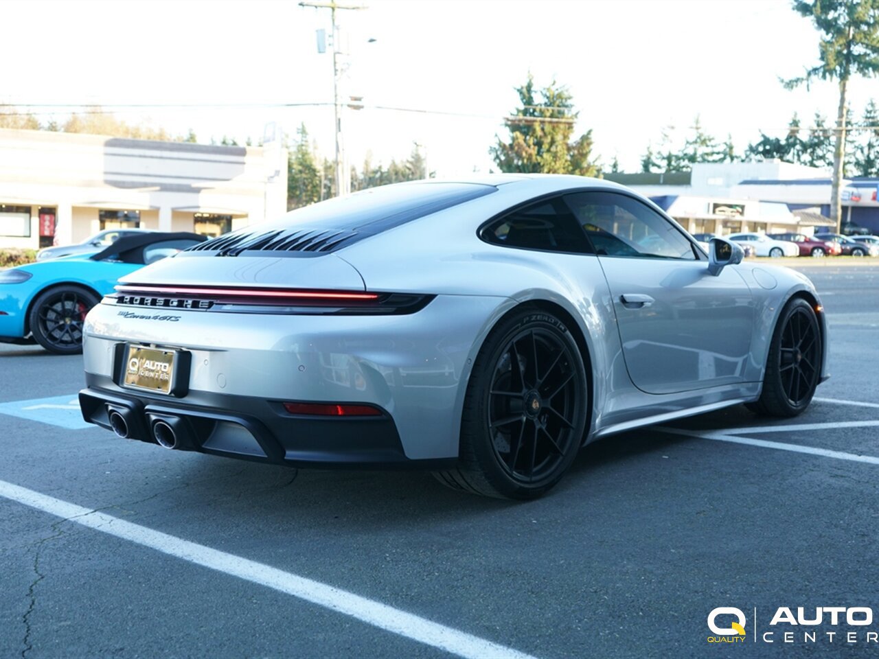 Used 2025 Porsche 911 Carrera 4 GTS image 5