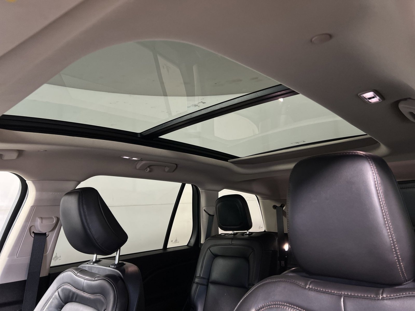 Used 2023 Lincoln Aviator Reserve w/ Equipment Group 201A image 24