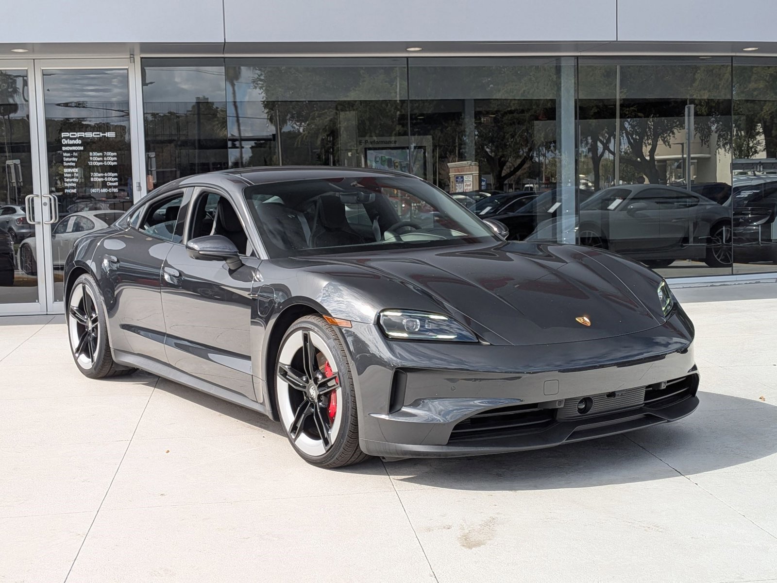 New 2025 Porsche Taycan 4S image 7